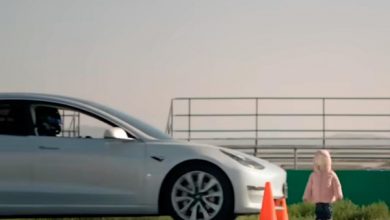 Фото - Автопилот Tesla провалил тест: электрокар трижды сбил манекен ребенка