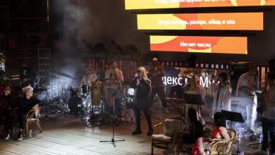 Фото - Ваня Дмитриенко, Катя IOWA, Эльдар Джарахов и Севиль на ночи караоке в Парке Горького