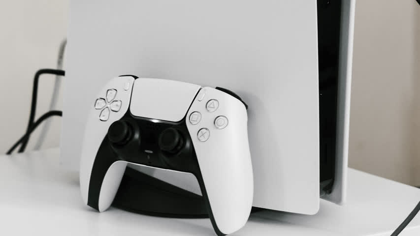 Фото - PlayStation 5 подорожала