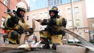 Фото - Сахалинский школьник выпрыгнул из окна во время пожара и повредил ногу