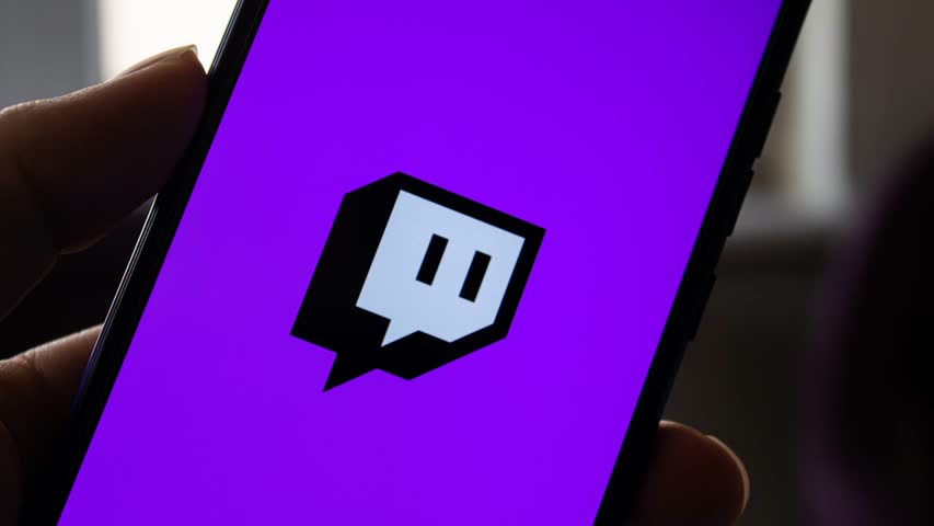 Фото - Twitch оштрафовали за отказ удалить интервью с Арестовичем