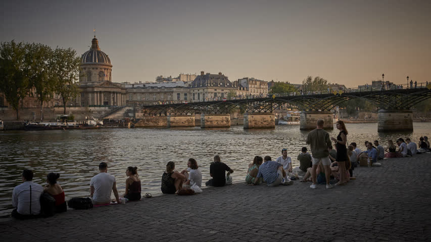 Фото - Во всех департаментах Франции ввели особый режим из-за жары