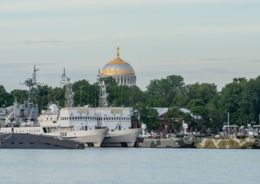 Фото - Аварийный дом-памятник в Кронштадте отремонтируют за 0,9 млрд рублей