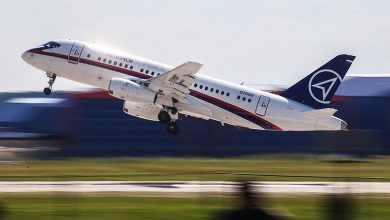 Фото - Два первых самолёта SSJ 100 New сдадут в эксплуатацию в конце 2023 года. Очередь на их покупку составит три года