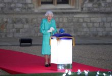 Фото - Елизавета II впервые в истории не поедет в Лондон, чтобы назначить нового премьерa