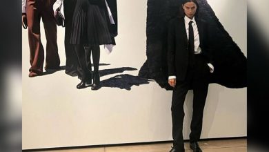 Фото - Ирину Шейк в мужском костюме на показе Armani назвали «самой сексуальной моделью»