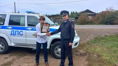 Фото - Иркутский школьник помог ребенку выбраться из машины, попавшей в ДТП