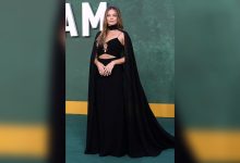 Фото - Марго Робби в платье с кейпом от Celine появилась на премьере в Лондоне