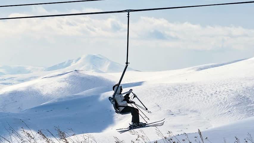 Фото - Россиянам раскрыли выгодные зарубежные альтернативы горнолыжным курортам в Сочи