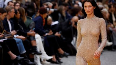 Фото - Белла Хадид появилась в прозрачном комбинезоне на показе Stella McCartney