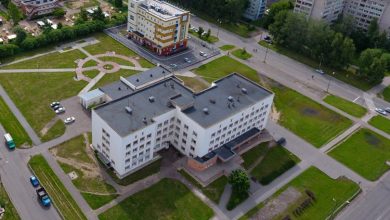 Фото - Фасад детской поликлиники №2 на улице Кочетова в Великом Новгороде отремонтируют