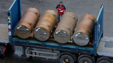 Фото - «Казатомпром» рассматривает возможность увеличения поставок урана через Каспий в обход России