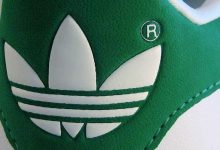 Фото - Mash: adidas распродает вещи через маркетплейсы, чтобы выплатить долги сотрудникам