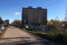 Фото - На улице профессора Сороки в Великом Новгороде подготовили площадку под строительство дома