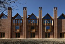 Фото - RIBA Stirling Prize 2022: десять проектов Niall McLaughlin Architects