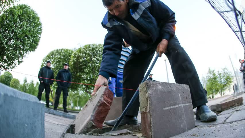 Фото - Александр Маршал высказался о постоянной смене плитки в Москве