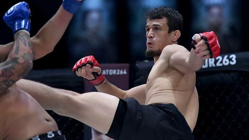 Фото - Брат Нурмагомедова оценил запрет на российский флаг в Bellator