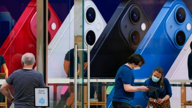 Фото - «Известия»: российский ретейл закрывает бренд-зоны Apple