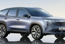 Фото - Названа рублевая цена новейшего Geely Atlas. Автопродавцы в РФ готовы привезти кроссовер из Китая всего за 2,5 млн рублей