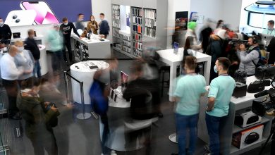 Фото - Российские магазины закрывают бренд-зоны компании Apple. Её заменяют китайскими брендами