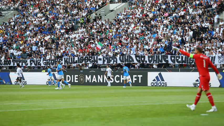 Фото - Сборная Германии объяснила акцию с закрытыми ртами перед матчем чемпионата мира