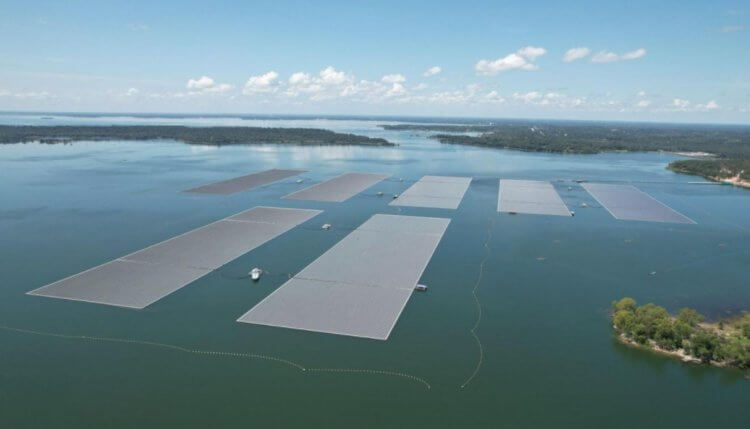 В Таиланде открылась самая большая солнечная электростанция на воде